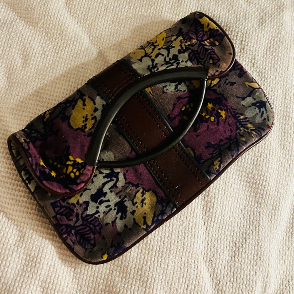 Fossil Vintage Revival Velvet Floral Clutch